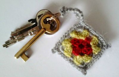 Petit porte-clefs granny