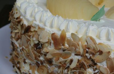 Le Poirier, gâteau à la poire et à la crème