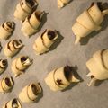 Mini-croissants au pesto de tomates séchées...