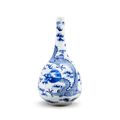 A blue and white 'dragon' vase, China for the Vietnamese market, 19th century