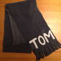 Une écharpe pour Tom