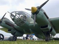 Le bombardier allemand bimoteur Heinkel 111 de la seconde guerre mondiale.
