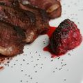 Magret de canard au chaud froid de framboise et pavot