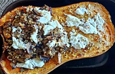 BUTTERNUT FARCIE QUINOA-CHAMPIGNONS