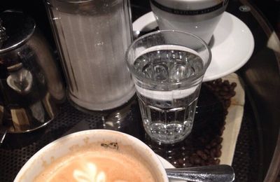 Samedi matin, à l'Adriano's bar