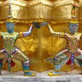 Statuettes représentant les rois de Thaïlande