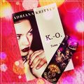 K.-O. , d' Adriana Kritter