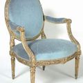 Fauteuil en bois sculpté et doré, dossier plat médaillon. Estampille de Jean-Baptiste III Lelarge. Epoque Louis XVI