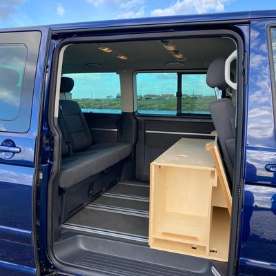 Le multivan en position aménagé