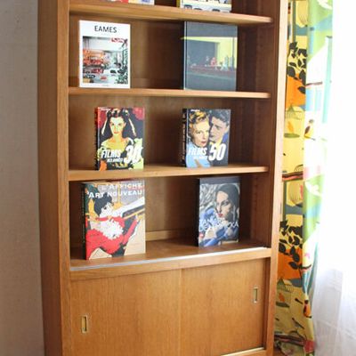 BIBLIOTHÈQUE EN CHÊNE DORÉ