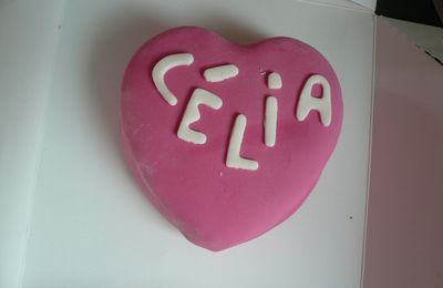 un gateau coeur pour la naissance de Célia