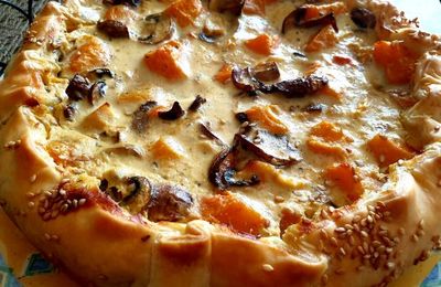 QUICHE BUTTERNUT-CHAMPI ET LARDONS