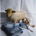 Carnet textile et petits moutons pour un swap