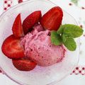 GLACE AU MASCARPONE, FRUITS ROUGES ET FRAISES - Profitons du soleil !