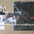 CD Goodbye Lullaby-édition collector-version de Taïwan + sac promotionnel (2011)