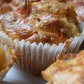 Muffins à la tomate, mozzarella et basilic
