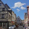 LA BEAUTE EST AU COEUR DE LA NORMANDIE: balade à Bernay, Lisieux et dans le Pays d'Auge