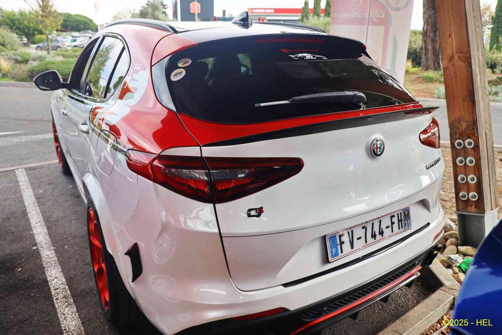 Alfa Romeo Stelvio_05 - 2016 [I] HL_GF