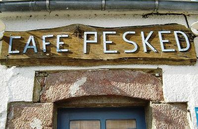 LE PESKED, PLOUGUIEL : LE CAFE RESTO SUBMERSIBLE !