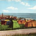 CAMPING dans une ville DISCO