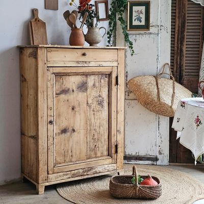 Charme fou  ! Ancien buffet campagnard vaisselier confiturier 