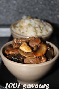 Boeuf sauté aux champignons et à la sauce d'huître