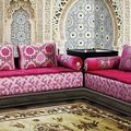 Banquettes, accoudoirs et toutes les catégories du meilleur salon marocain 