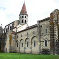 L'église Saint-Victor et Sainte Couronne d'Ennezat