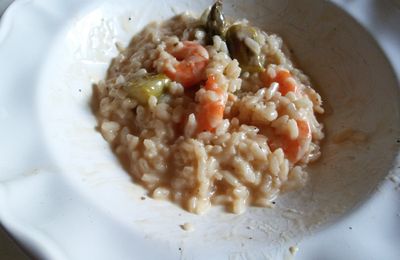 RISOTTO AUX ASPERGES VERTES ET CREVETTES ROSES