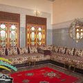  Salon / ameublement et décoration par un salon marocain traditionnel 
