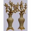 Paire de vases en céladon du XVIIIème siècle, monture en bronze ciselé et doré du XIXème siècle 