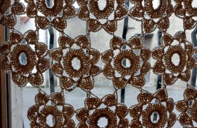 nouveaux rideaux au crochet