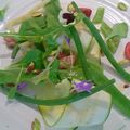 Salade des différents haricots, courgettes trompette, cerises et vinaigrette pistache de Mauro Colagreco