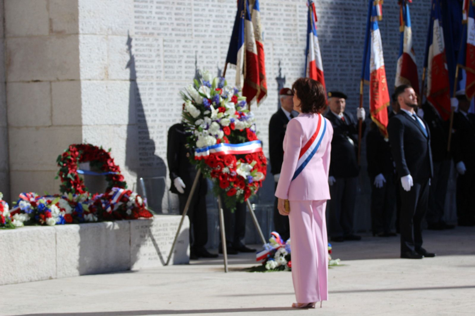 MONUMENT AUX MORT 8 MAI 2024 088