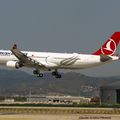 Aéroport: Barcelone (SP) El Prat ( LEBL): Turkish Airlines: Airbus A330-303: TC-JOJ: MSN:1640.