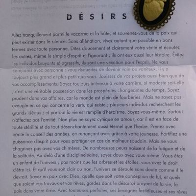 Main dans la main dans la main