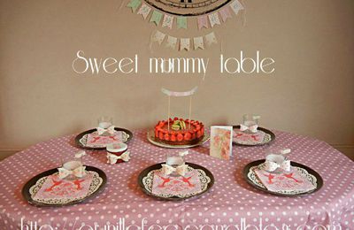 Bavarois aux fraises pour la fête des mères et sa sweet girly mommy table