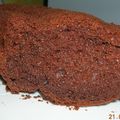 Un gâteau au chocolat super moelleux