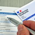 Suspicions de fraude aux procurations : "ils viennent au domicile de personnes âgées", un phénomène inédit et illégal