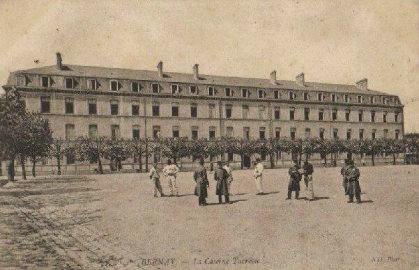 24e RI caserne Turreau à Bernay
