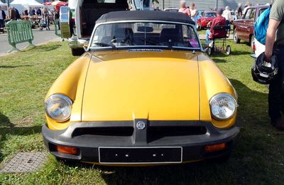 MG Midget Rubber-Bumper (1974-1979)