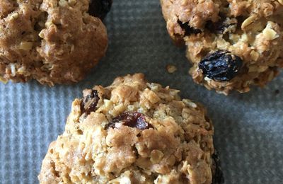 Biscuits aux flocons d'avoine et raisins secs/Oatmeal and raisin cookies