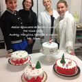 L'atelier pâte a sucre à notre laboratoire.... Quelques belles idées de décoration gâteau pour Noël!
