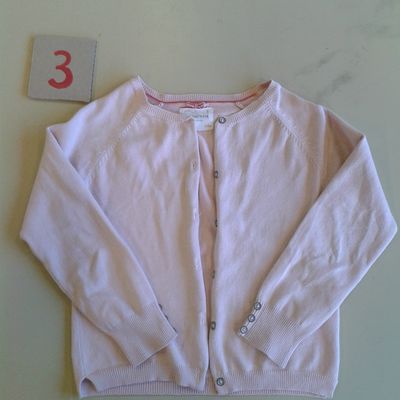 n°3 Rose : gilet ZARA, 4-5 ans