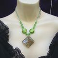 Collier carre verre / vert