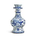 A rare blue and white 'phoenix and crane' vase, Wanli mark and period (1573-1619)