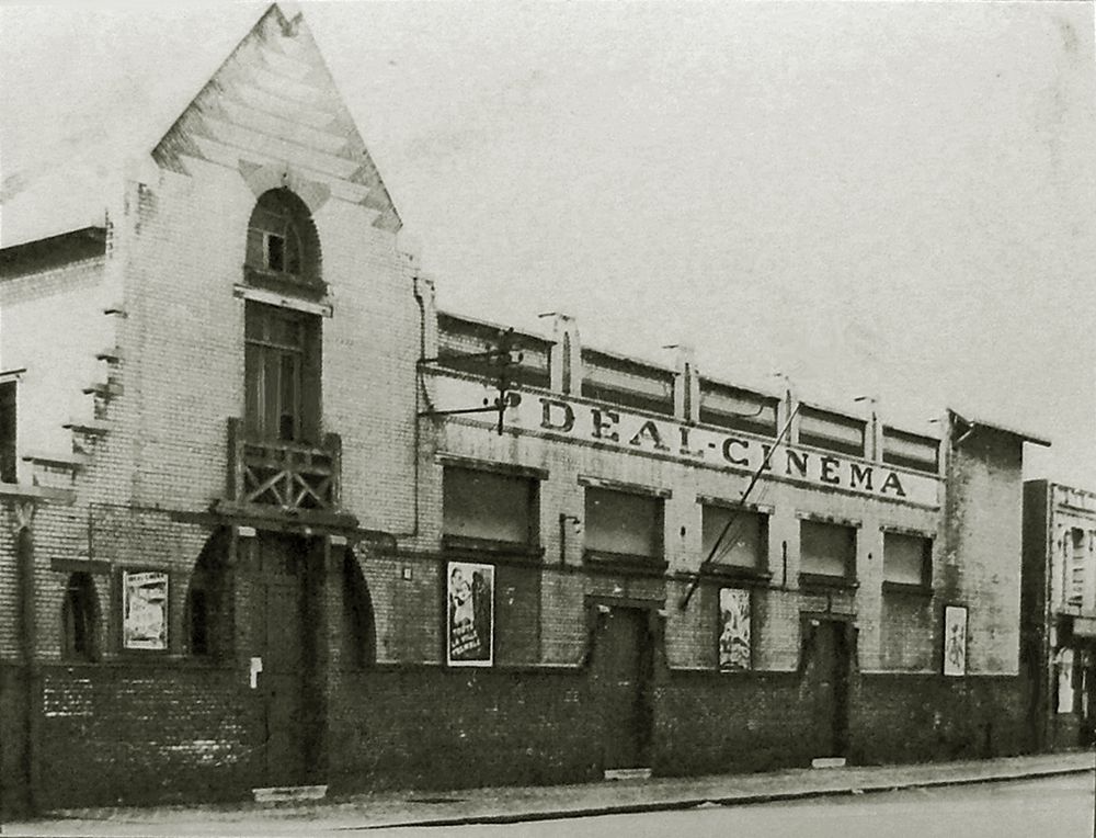Le Havre Cinéma Gaumont Pathé Lecesne reconstruction Perret star Apollo Grillon Alhambra, Sirius Vox Rex Scala Royal Rio Réau Paris Sainte Adresse Lido  Normandy