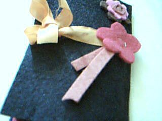 porte cartes en feutrine et fleurs