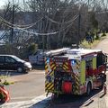 Une camionnette en feu à l'angle des rues Jean Charcot et gaspard Monge :