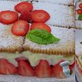Gâteau de petits beurres à la fraise